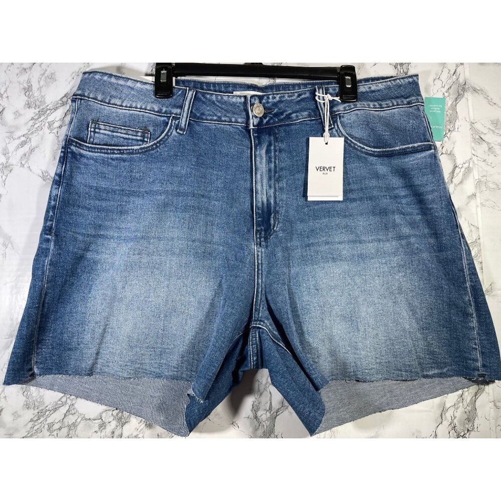 Vervet Blue Womens Size 22W Cortney Stretch Mom Shorts